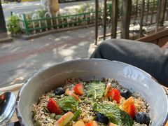轻量手工自制酸奶燕麦粥-Brut Eatery悦璞食堂(愚园路店)