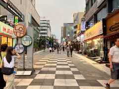 -宝健路步行街(Pedestrian Shopping Street)
