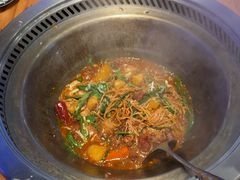-山里屯铁锅炖·东北菜(康桥店)