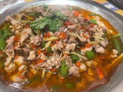 -兔行天下-鸿鹤鲜锅兔(中海国际店)