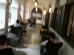 大堂-星巴克臻选(广州沙面店)