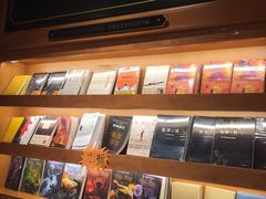 -西西弗书店&矢量咖啡(凯德晶萃广场店)