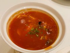 酸汤拆烩鱼头羹-扬州香格里拉·香宫中餐厅