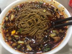 -崇州余荞面(落虹桥店)