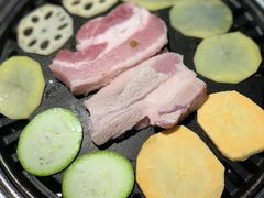 -唯成•韩国炭火烤肉 유성고기