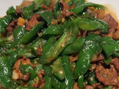 小炒黑猪肉-湘满甲·黄焖甲鱼创始者·湘菜·鲁菜(潘家园店)