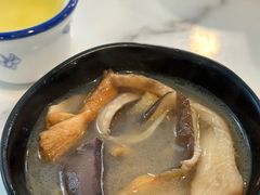 -蘑统田下·野生菌火锅