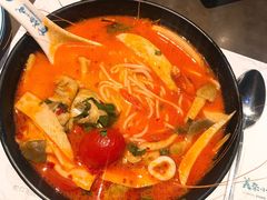 -美奈小馆·越南料理(中航城君尚购物中心店)
