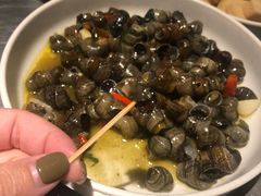 -龙巢盱眙龙虾·牛蛙·烧烤宵夜(八卦岭店)