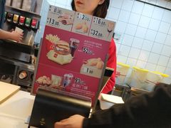 -麦当劳(郑州东高铁站店)