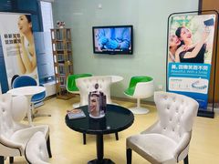 -雅悦齿科(顾村公园店)