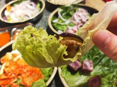 生菜包五花肉-酒拾烤肉(南城店)