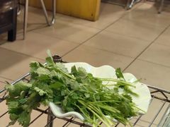 -丫丫汤膳打边炉(宏府408坊店)
