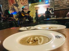 法式野菌奶油蘑菇汤-5号公路餐厅(曼哈顿店)