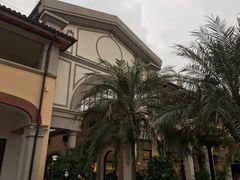 -佛罗伦萨小镇广佛名品奥特莱斯(疏港路店)