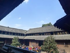 -峨眉山报国寺