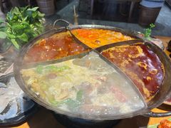 -白乐天毛肚火锅馆(南滨路店)