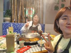 -山悦里 山野·鲜火锅(罗斯福广场店)