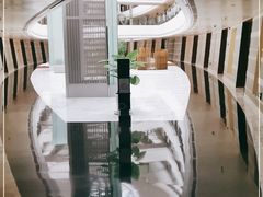 -上海滴水湖皇冠假日酒店