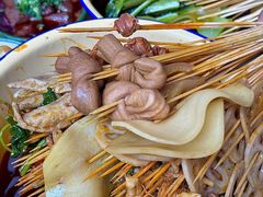 -拈签一笑黄牛肉辣卤串串