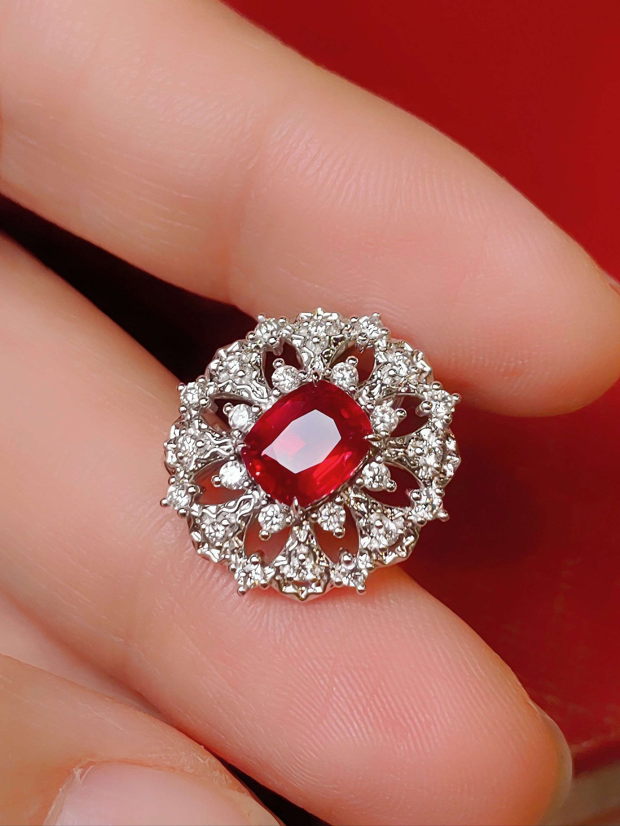 璀璨红宝石,你的专属定制✨