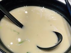 -肥汁米蘭香港米线(长宁来福士店)