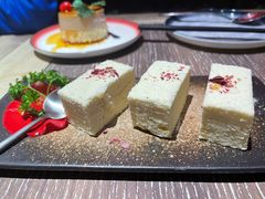 娜帕里勇-那时新疆·车师(大宁音乐广场店)