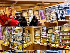 -王府井百货(中州中路店)