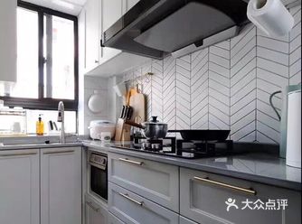 既满足厨房的基本功能使用，又增
