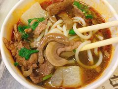 -江三王记牛杂馆(总店)