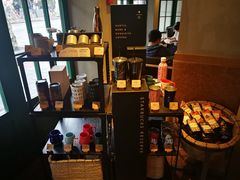 零售区-星巴克(武康路店)