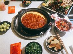 特色红锅-钢管厂五区小郡肝火锅串串香(总店)