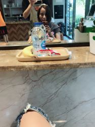 -PE SALON