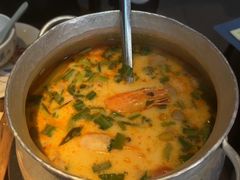 -大头虾越式风味餐厅(光明广场店)