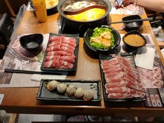 -呷哺呷哺(凯旋广场店)