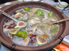 -东记炭炉·海鲜鸡煲(龙华店)