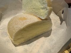 雪山奶露包-小炳胜(卓悦中心店)