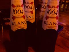 -Helens海伦司小酒馆(复旦大学店)