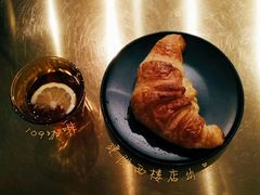 牛角包-109 COFFEE(建筑学院店)