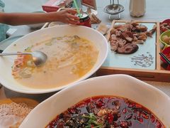 -有红鸡毛店·川菜(建设路店)