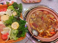 -阿婆情腊排骨火锅(金虹路店)