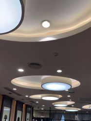 -八佰伴8008星级形象店