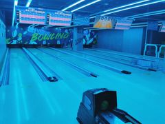 -世代星球·保龄球·镭战真人CS·团建(杨浦店)