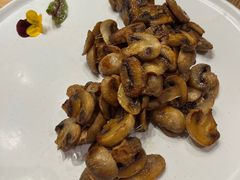 -山楂树融合菜餐厅