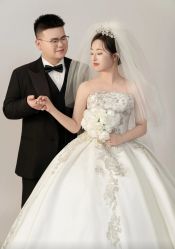 -雅云婚纱摄影工作室旗舰店