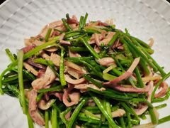 -魁盛居百年鲁菜馆(县西巷店)