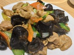 溜肥肠-方城小吃店