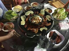 -小辣椒汤锅烧烤(温泉南街店)