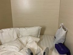 -栖游青年旅舍(华强北地铁站店)