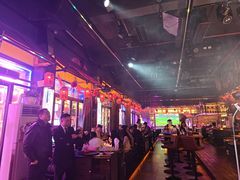 -喜鹊音乐酒馆(西街店)